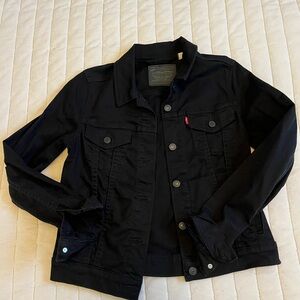 Levi’s dark black jean jacket